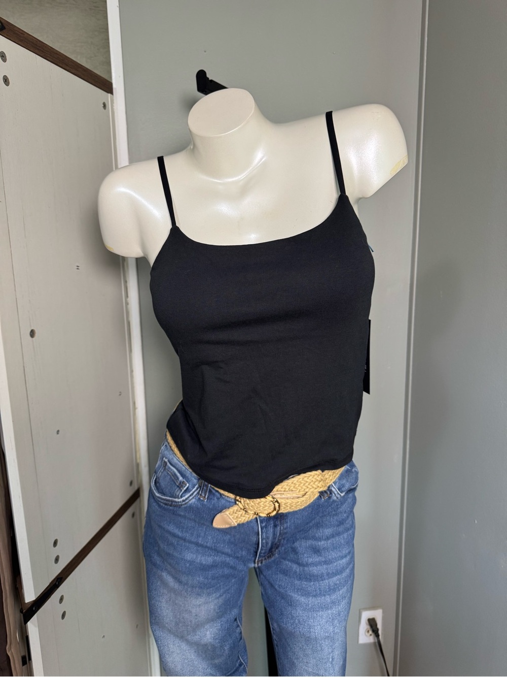 NWT Tahari Black Slim Spaghetti Strap Tank Top - Women's Has Padding